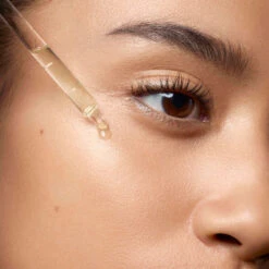 Biotherm Aquasource Aura Concentrate Sérum Régénérant Hydratation Et éclat 16 Biotherm Aquasource Aura Concentrate Sérum Régénérant Hydratation Et éclat -Guerlain Soldes Magasin aquasource aura concentrate serum regenerant hydratation et eclat 6