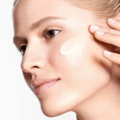 Dior Prestige La Crème Texture Légère -Guerlain Soldes Magasin dior prestige la creme texture legere 3